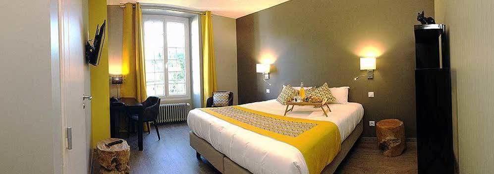 Logis - Auberge De L'Abbaye 蒂龙加尔代 外观 照片
